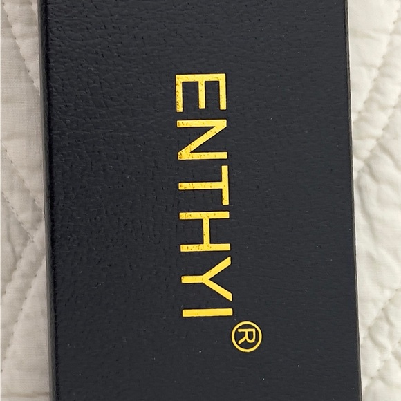 Star-Shaped Yellow Hip Sunglasses - Picture 4 of 4